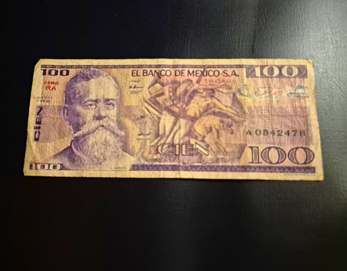 Mexiko 100 pesos banknote - 100,